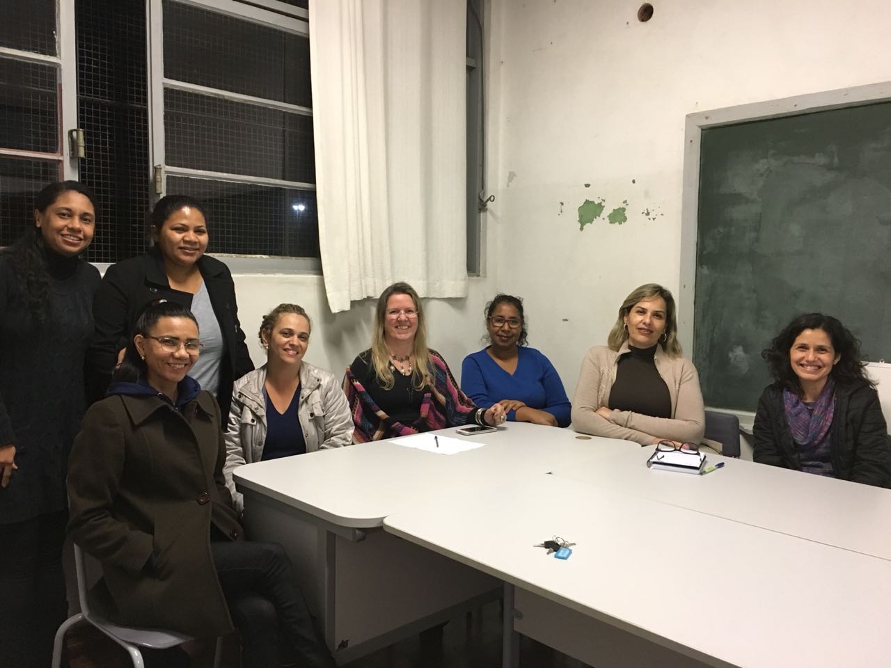 Equipe pedagógica e direção reunidas planejando o segundo semestre de 2018.